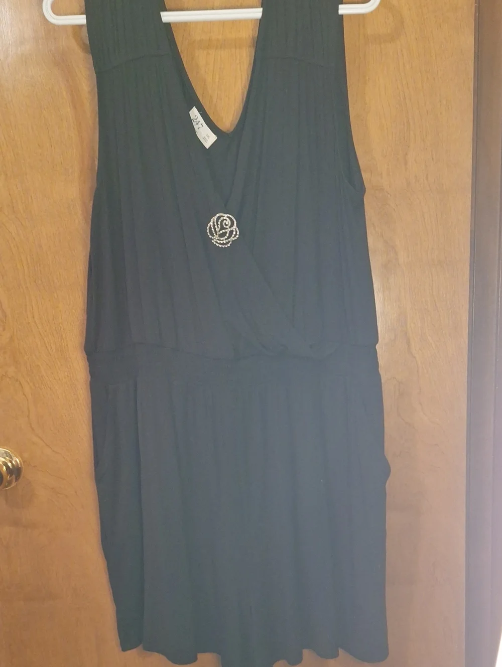 Black Sleeveless V-Neck Cover Up with Decorative Brooch